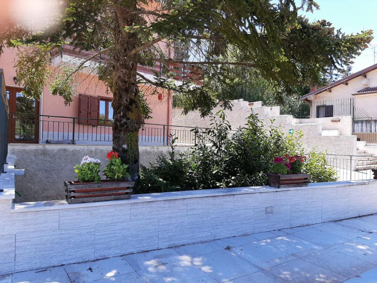 Il Moscardino Country Resort سيرا سان برونو المظهر الخارجي الصورة